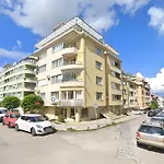 Spacious 2 Bedroom Apartment
