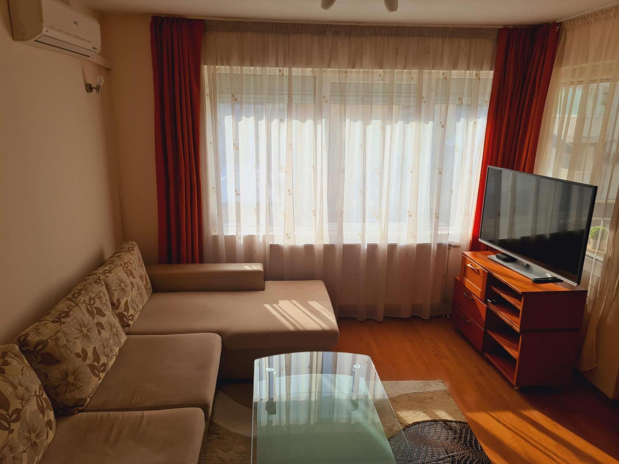 Spacious 2 Bedroom