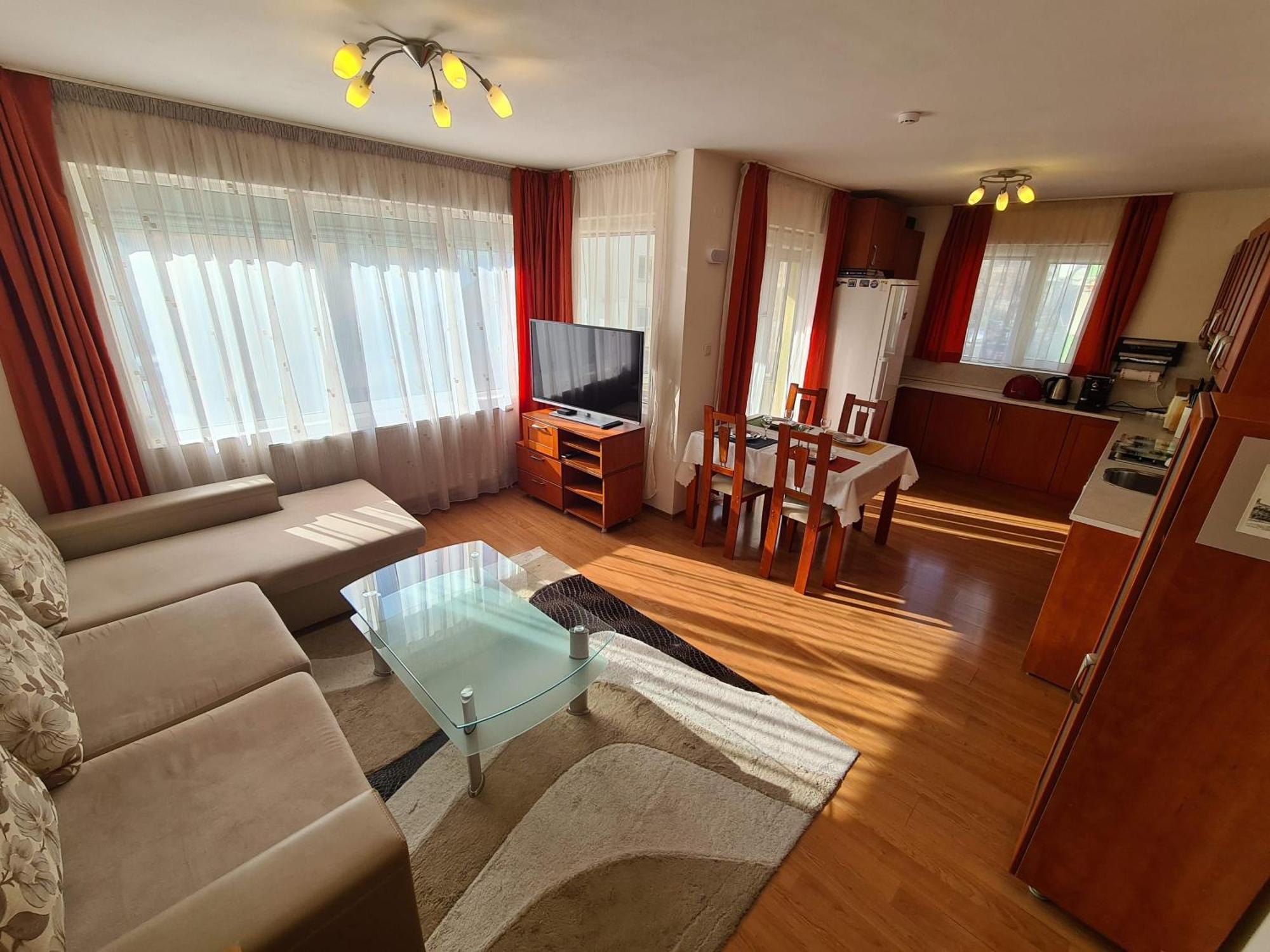 Spacious 2 Bedroom
